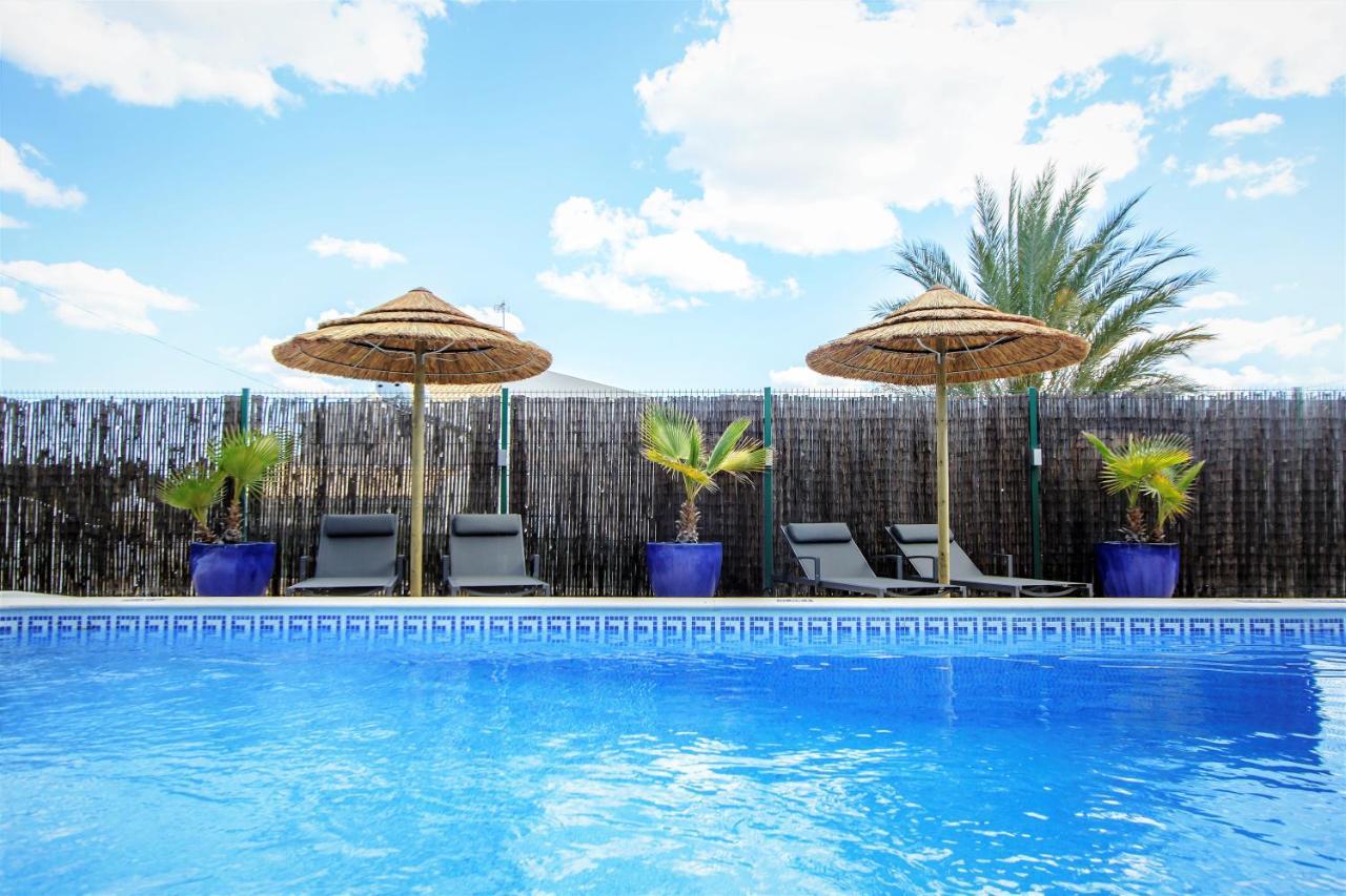 אלבופיירה Villa Yvonne,Private Pool,Private Parking 1,7 Km From The Beatch מראה חיצוני תמונה