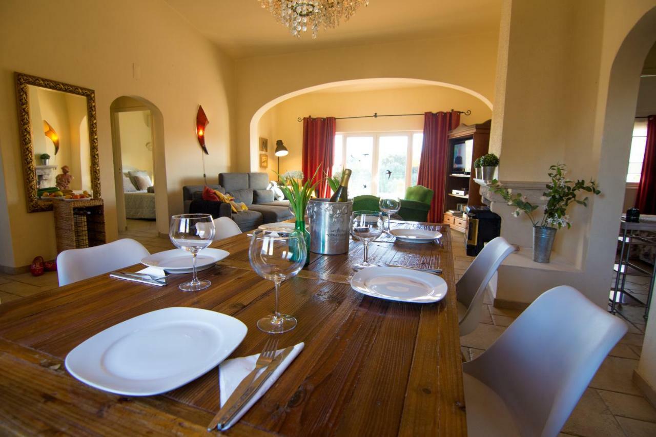 אלבופיירה Villa Yvonne,Private Pool,Private Parking 1,7 Km From The Beatch מראה חיצוני תמונה